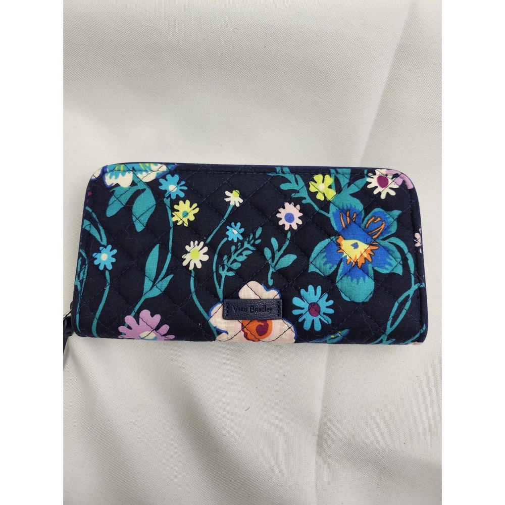 Vera Bradley Zip Accordion Wallet in Moonlight Garden - NWT RFID